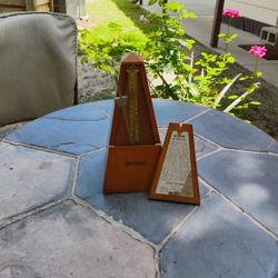 Metronome, Seth Thomas