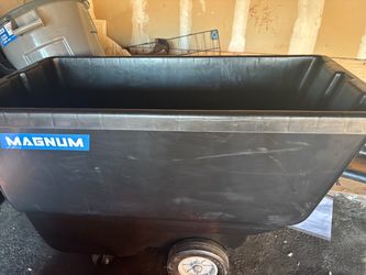 magnum industrial dump cart