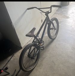 We the people BMX bike