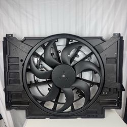 Radiator Cooling Fan Assembly For 2017-2019 Jaguar XE XF 2.0L 3.OL