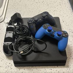 PS4 Slim