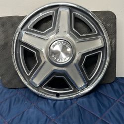 1969 Mustang 14inch Hub Cap.