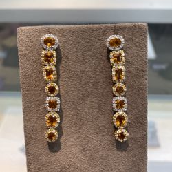 18k Diamond Earrings 