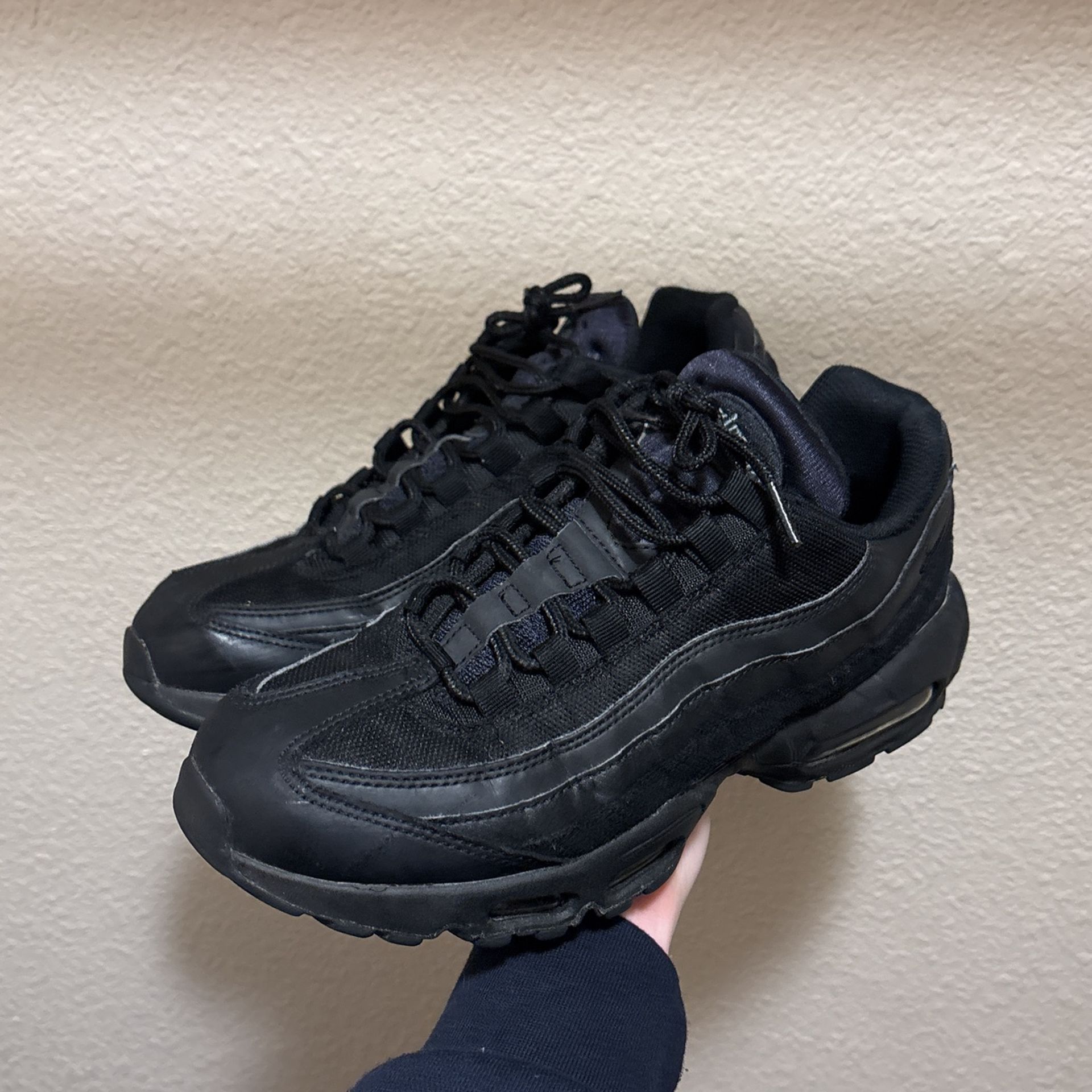 NIKE AIR MAX 95 ESSENTIAL