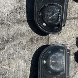 Challenger Headlights 