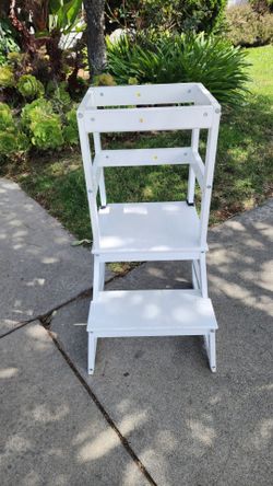 Kids Learning Tower Step Stool