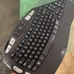 Wireless Logitech Keyboard 