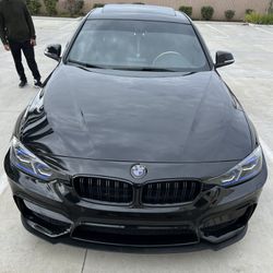 BMW 2017 3 Series  330i Sedan4
