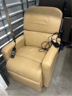 LifeChair Zero Gravity Lift Chair