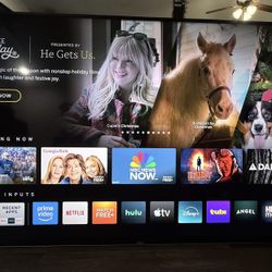 VIZIO Smart TV 70”