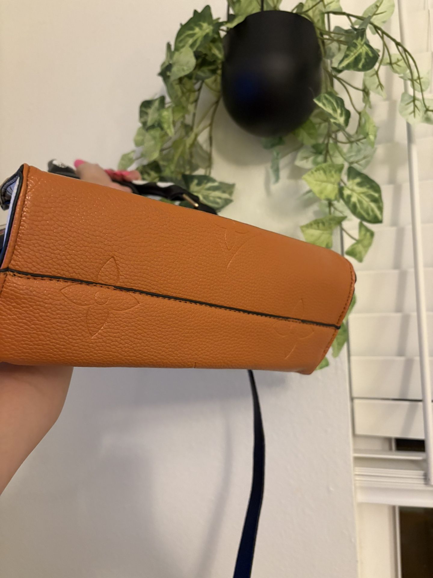 Crossbody/shoulder Bag