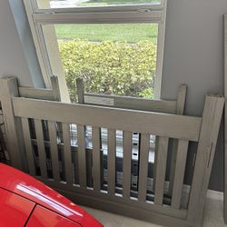 Baby Crib 