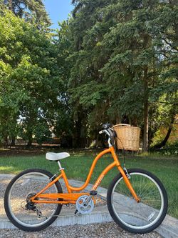 Electra Townie 7D Step-Through Cruiser Bike – 26” – Front Basket