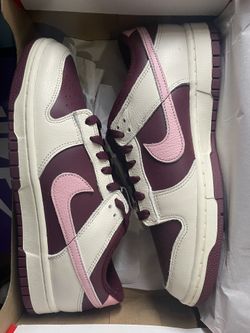 Dunk Low Valentines Day Sz 9 