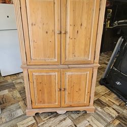 Armoire Cabinet 