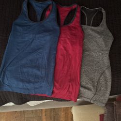 3 Blusas  Lulu Lemon 🍋 