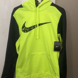 Neon Yellow And Black Camo Nike Therma-Fit Hoodie Size Small