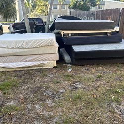 Free mattresses  pompano beach