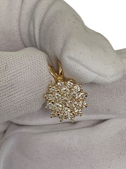 3/4" Diamond cluster pendant #32622