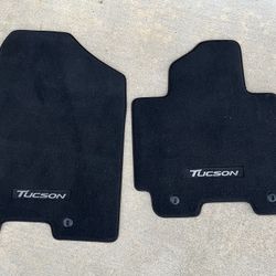 Hyundai Tucson Floor Mats (2)