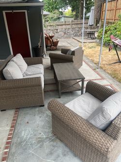 Outdoor Wicker Patio Furniture Set