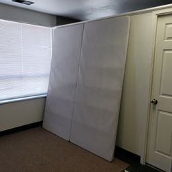 Cal King bunkie boards - can DELIVER almost anywhere for $20 extra - used and in good condition 😍