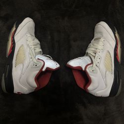 Jordan 5’s      ( 6.5 )