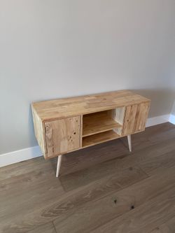 Beautiful Solid Wood TV Stand / Record Cabinet