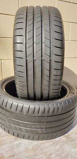 255/35/19 BRIDGESTONE 98% TREAD