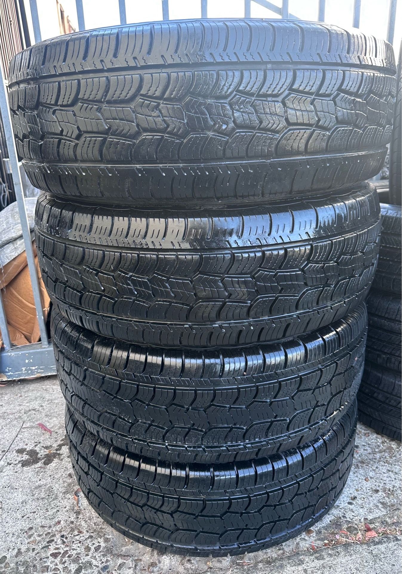 Cooper discoverer HTP 255/70R16