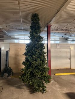 12’+ Artificial Christmas Tree