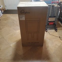 Portable Evaporative Cooler   Evap Cooler 37 Inches Tall   11 Galls New In Box! 