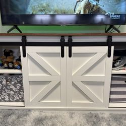 Tv stand