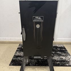 Electric smoker