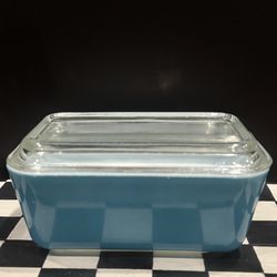 Vintage Pyrex Refrigerator Dish Primary Blue 502-B with Ribbed Lid 502-C