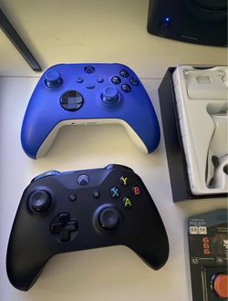 Xbox Controllers and StrikePack Horizon