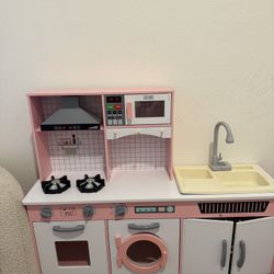 Toddler Kitchen Set