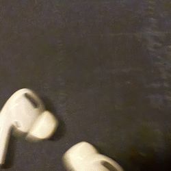 AirPod Pro 1st Gen With Charging Cord