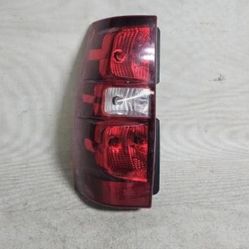 2007-2014 CHEVY TAHOE SUBURBAN LH TL349 LEFT SIDE Tail Light Auto Parts 