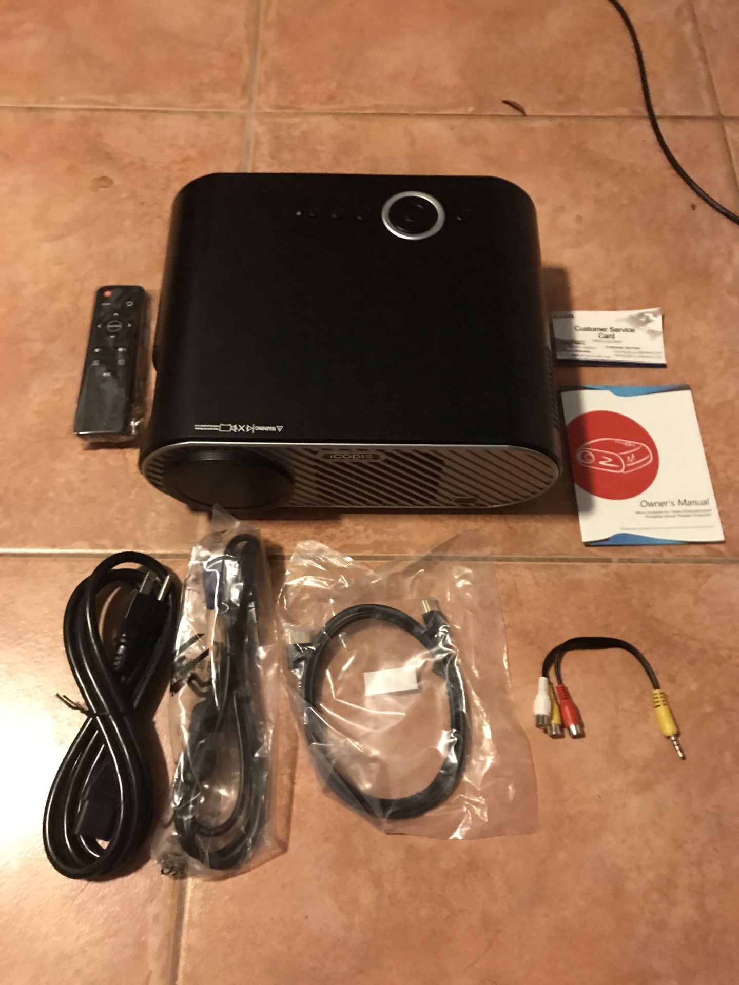 Icodis G6 Projector, 1080p, HD resolution, Home Theater Digital Projector