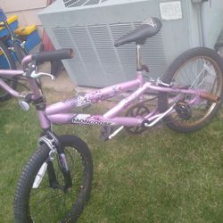 Girls Mongoose BMX Bike 
