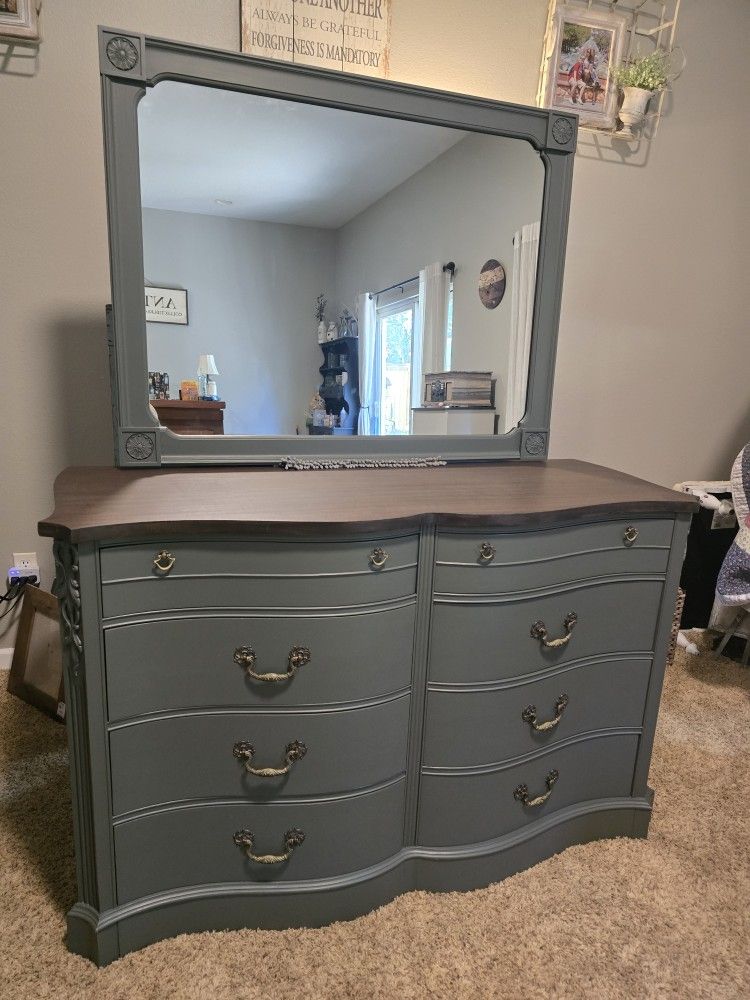 Beautifully Refinished Dresser and Mirror