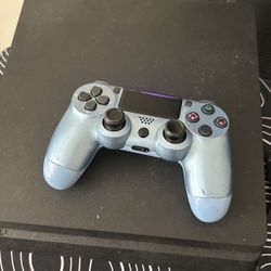 PS4 slim