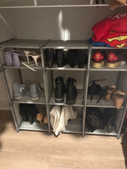Shoe rack/cubbies