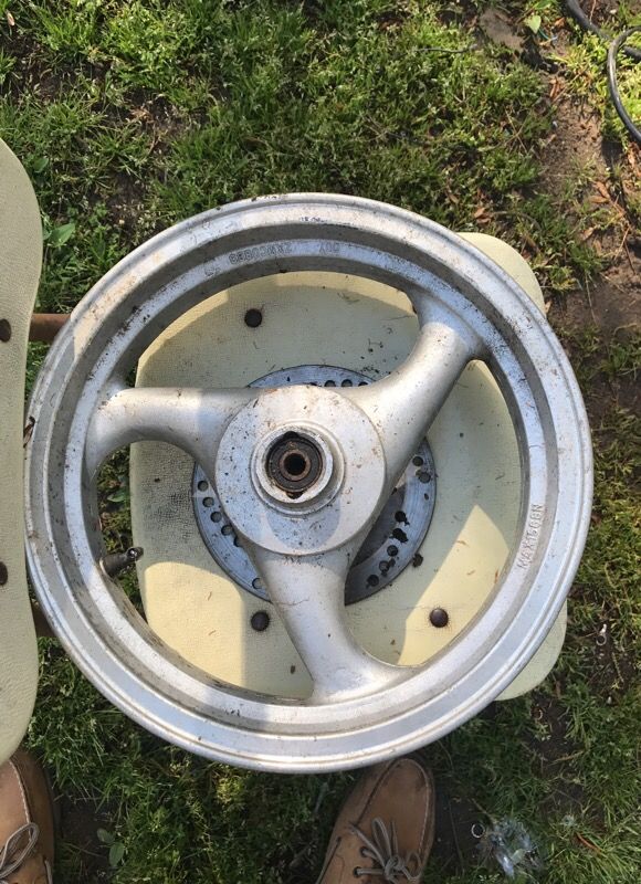 Scooter wheel