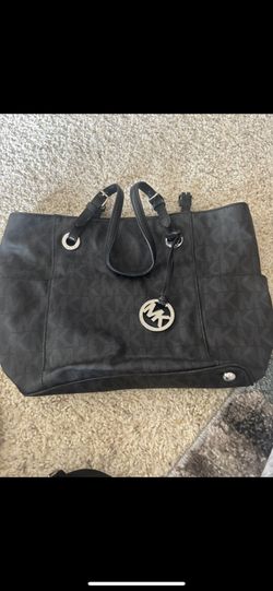 Micheal Kors Purse