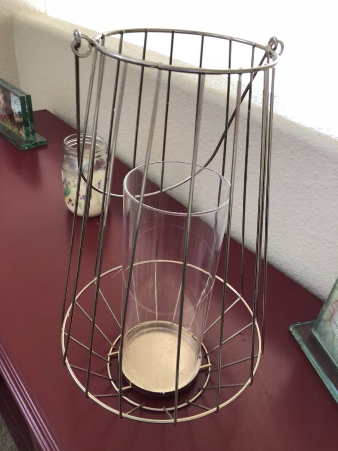 Candle holder
