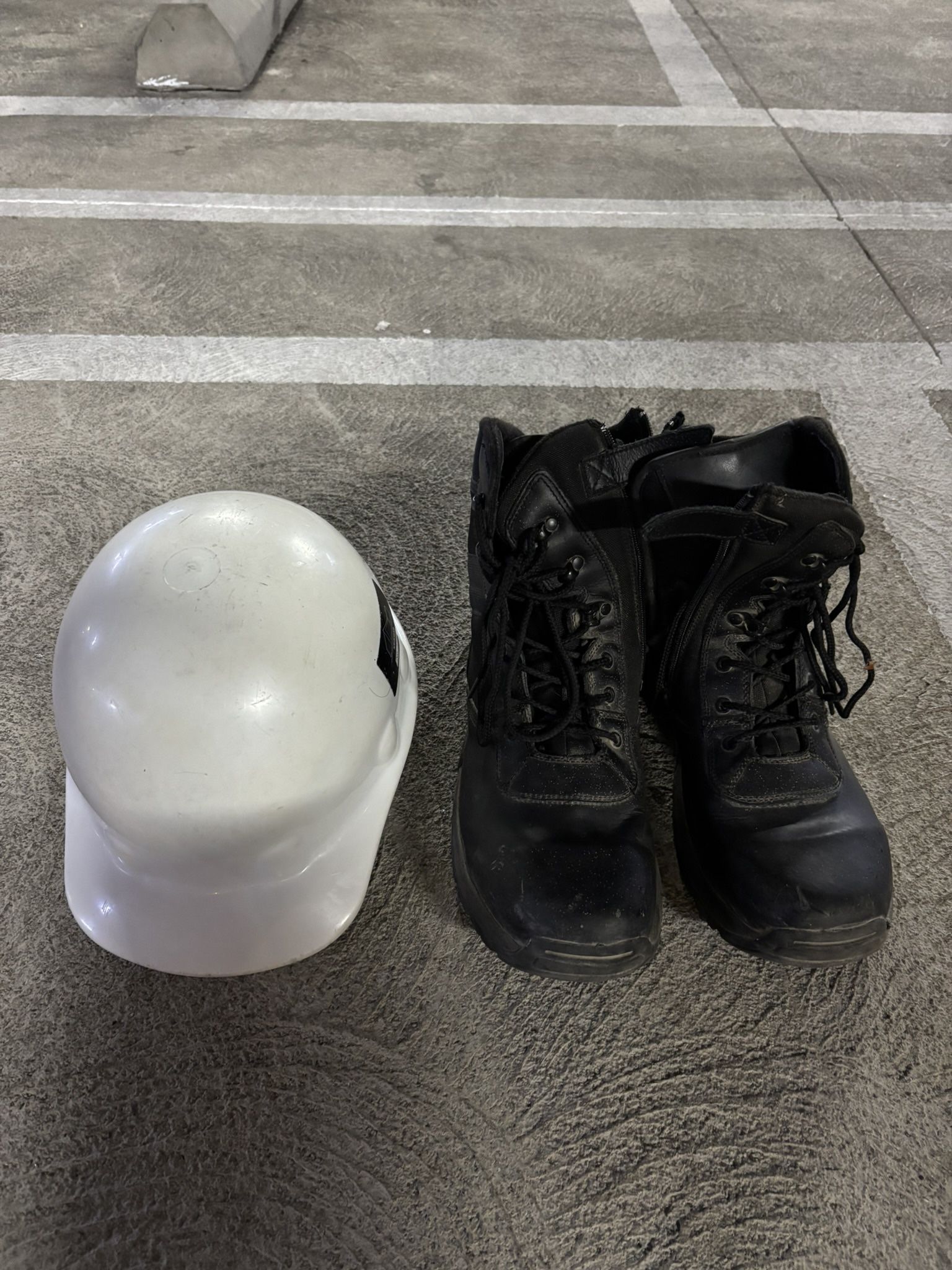 Steel Toe Boots & Hard Hat OSHA Certified OBO