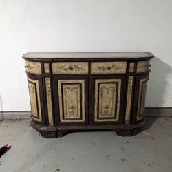 Antique Artistica Buffet