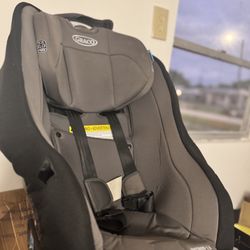 Graco 3-in-1 Convertible Car Seat 